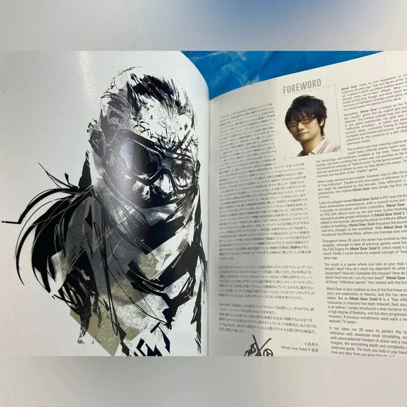 Metal Gear Solid V The Phantom  Pain - Game Guide w/ Map Poster - Picture 12 of 16